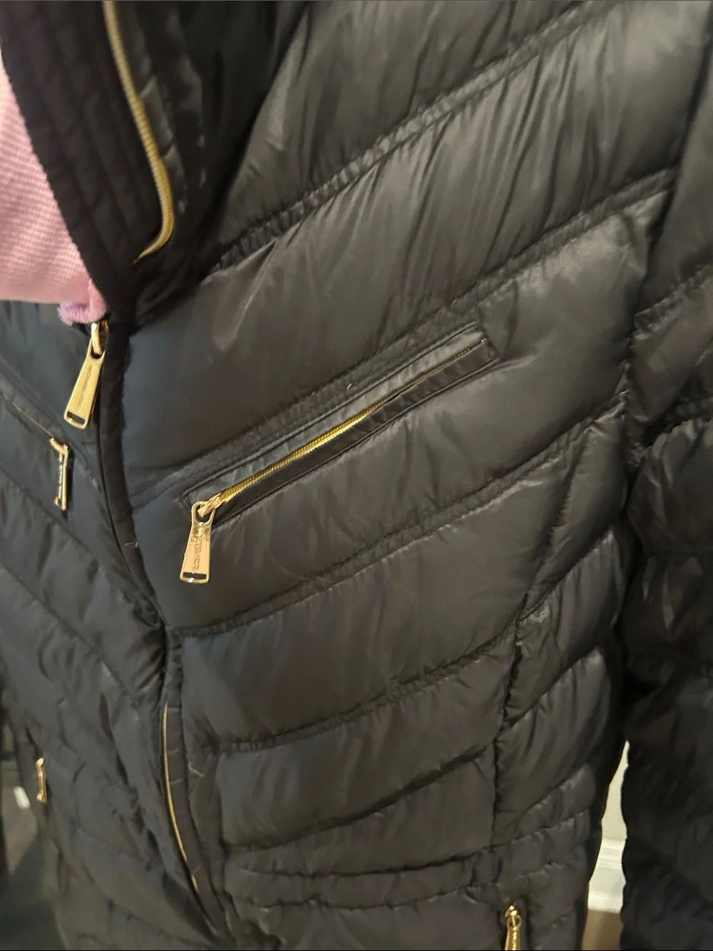 Michael Kors Women’s Black Quilted Puffer Jacket with Gold Hardware Size XL